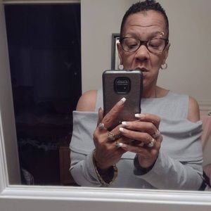 Meet your Posher, Joann